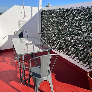 Apartamento Atico Con Vistas A Patio Cordobes, Córdoba